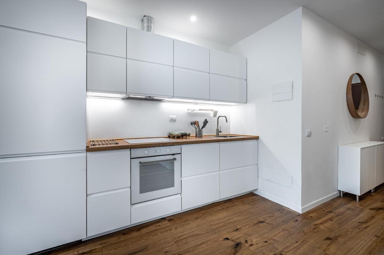 Yid Buonvicini Design In Out Of Ztl Appartement Florence